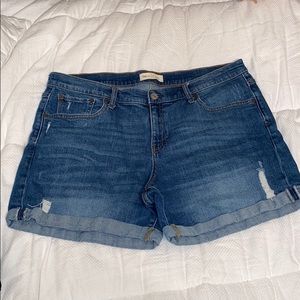 Gap shorts